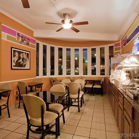 Century Park Hotel La (Adults Only) 