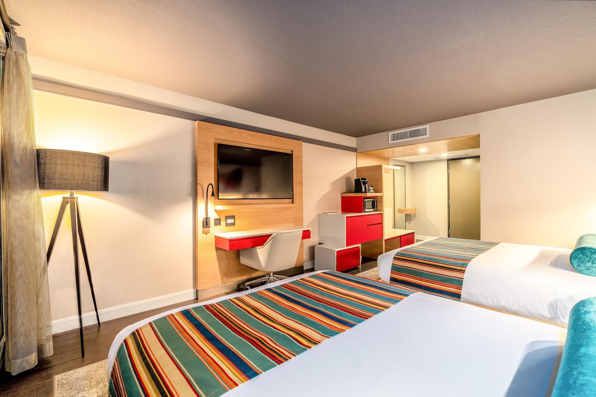 Century Park La (adults Only) Hotel