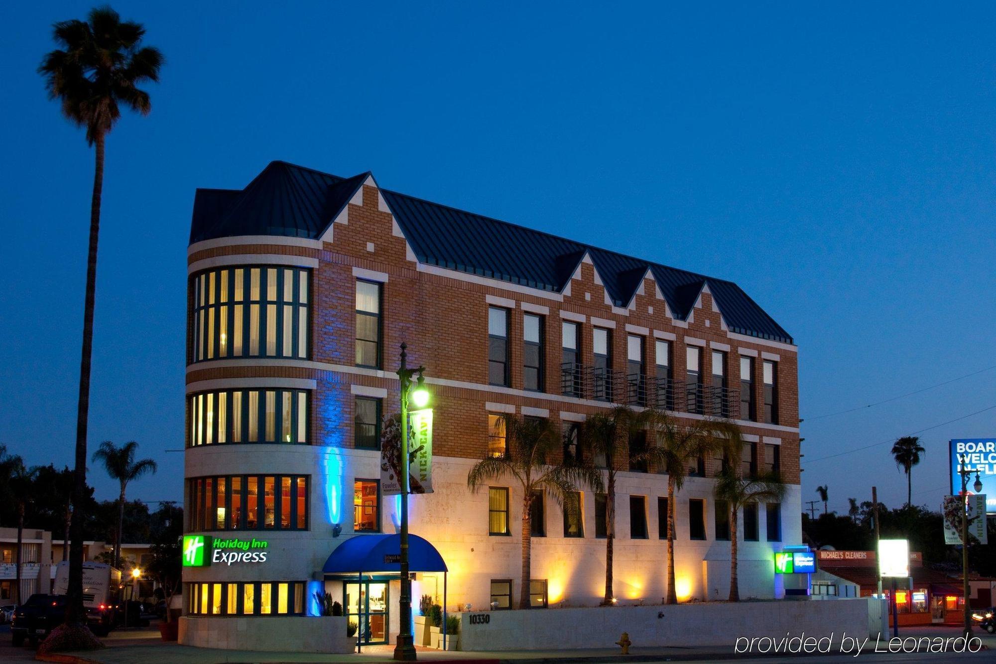 Hotel Century Park La (adults Only) 3*